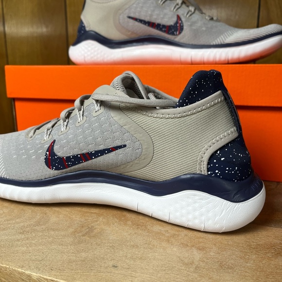 Nike free RN 2018 NWT Moon Particle Astro size 10 - Picture 5 of 6